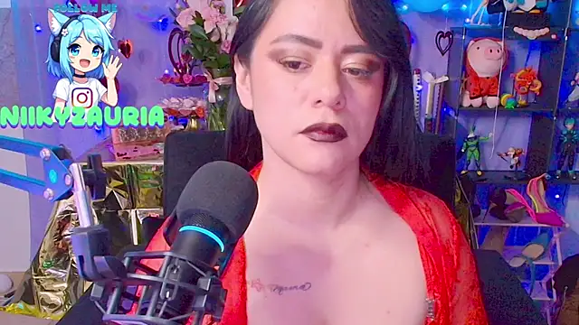 Snapshot of _niiky chatting on 02.15.26 niiky online show from 02.15.26