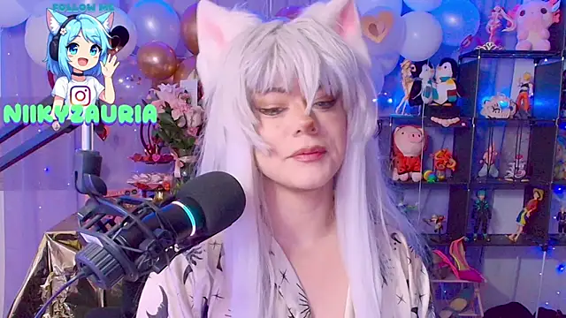 Snapshot of _niiky chatting on 02.16.26 niiky online show from 02.16.26