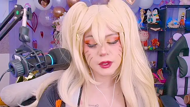 Snapshot of _niiky chatting on 02.21.26 niiky online show from 02.21.26