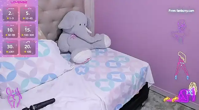 Latin Rachell3 online show from 03.18.25