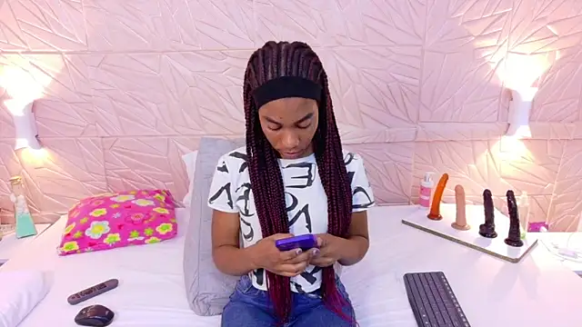 Snapshot of Amarantha_love69 chatting on 10.02.25 Amarantha love69 online show from 10.02.25