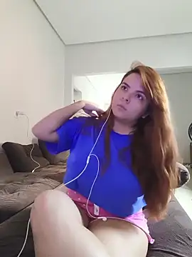 Snapshot of Bruninha_Hot10 chatting on 06.17.26 Bruninha Hot10 online show from 06.17.26