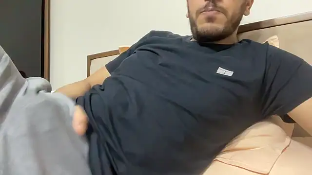 Snapshot of Mooka69 chatting on 04.18.26 Mooka69 online show from 04.18.26