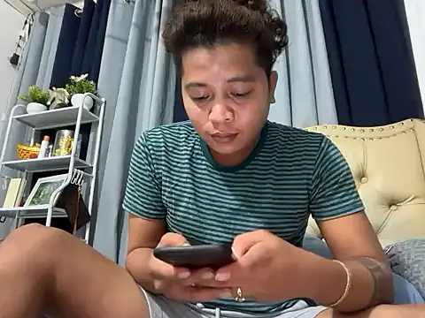 Snapshot of asian_sweetboy chatting on 02.19.26 asian sweetboy online show from 02.19.26