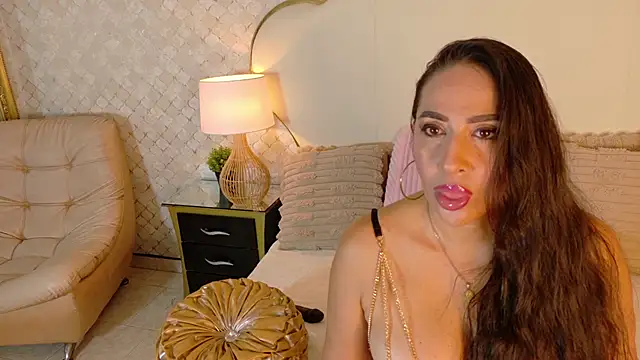 Snapshot of MayraVegas chatting on 02.07.26 MayraVegas online show from 02.07.26