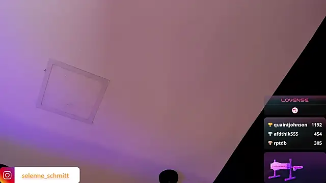 selenne schmitt online show from 03.12.25