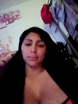 tiffani  love online show from 10.04.25