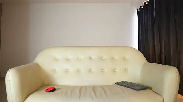 Emi latingirl online show from 01.10.26