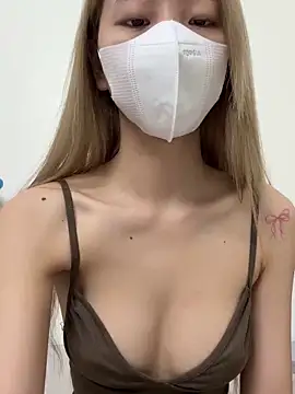 Lucy-Gold online show from 04.12.26