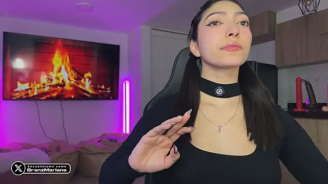 MarianaBranzz online show from 04.11.26