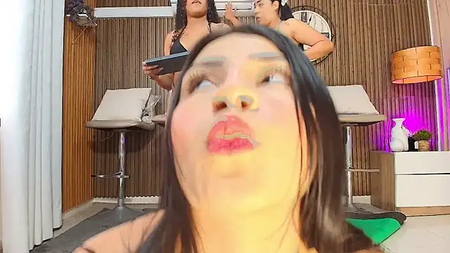 Snapshot of canelasquirt chatting on 02.25.26 canelasquirt online show from 02.25.26