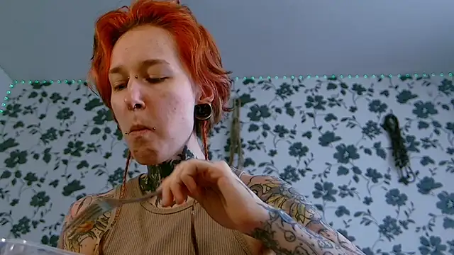 Littlespacemouse online show from 02.02.25