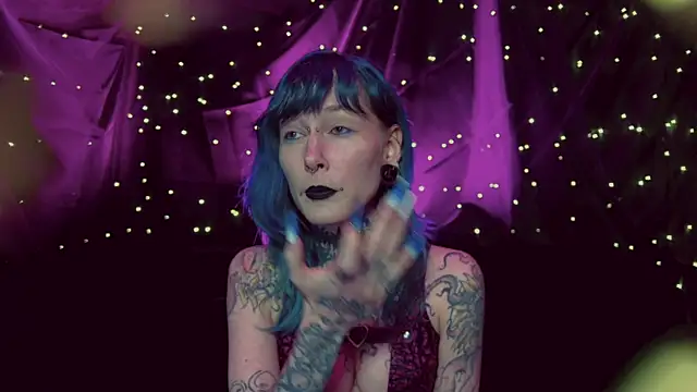 Littlespacemouse online show from 11.05.25