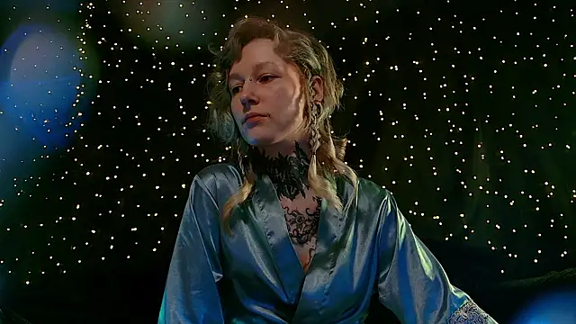 Snapshot of Littlespacemouse chatting on 02.23.26 Littlespacemouse online show from 02.23.26