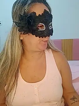 titiasexy online show from 04.20.26