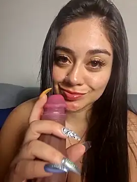 nahomi sweett online show from 03.15.26