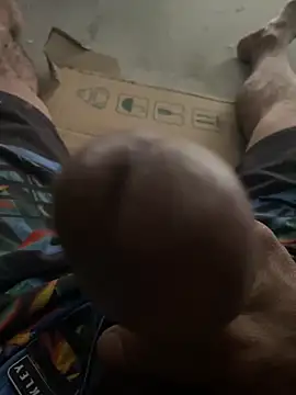 Snapshot of bahlix chatting on 10.20.25 bahlix online show from 10.20.25