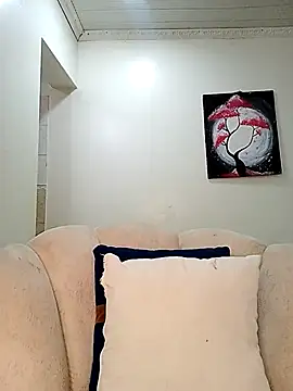 Ayrella02 online show from 11.29.25