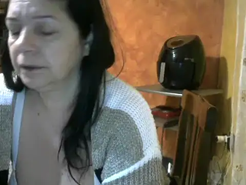 martamilf2 online show from 02.25.25