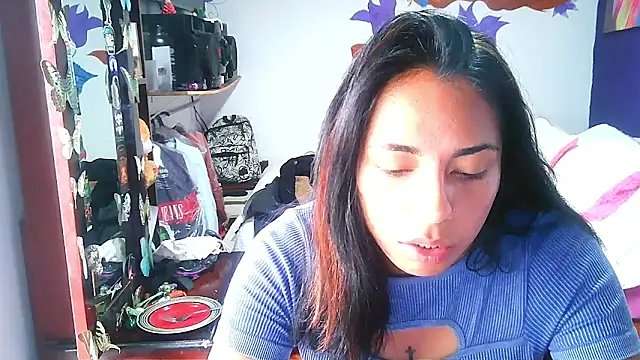 Snapshot of arlette_sweet01 chatting on 05.27.26 arlette sweet01 online show from 05.27.26