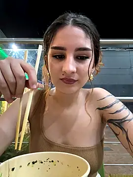 Mon Cherry online show from 09.19.25