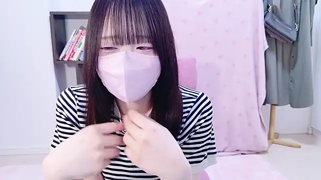 Snapshot of chan_yuma_tan chatting on 05.18.26 chan yuma tan online show from 05.18.26