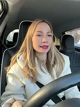 LavenderHot online show from 02.04.25