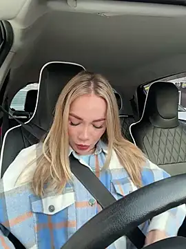 LavenderHot online show from 02.15.25