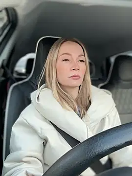 LavenderHot online show from 02.20.25