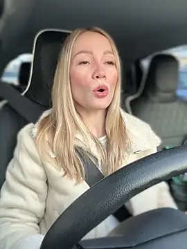 LavenderHot online show from 02.28.25