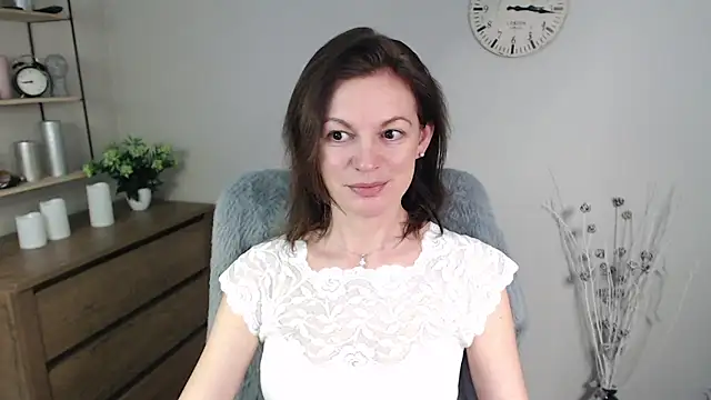 Snapshot of VivianWILD chatting on 01.15.25 VivianWILD online show from 01.15.25