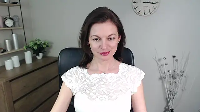 Snapshot of VivianWILD chatting on 01.15.25 VivianWILD online show from 01.15.25