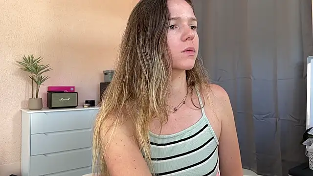 lucie mehott online show from 04.26.26