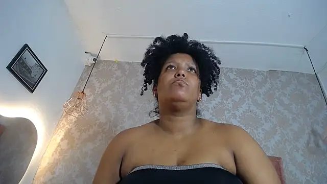 Snapshot of RACHELL__HOT chatting on 01.25.25 RACHELL HOT online show from 01.25.25