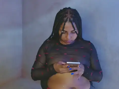 Giselabrunette25 online show from 01.14.25