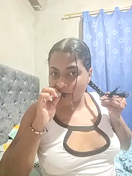 Giselabrunette25 online show from 03.04.26