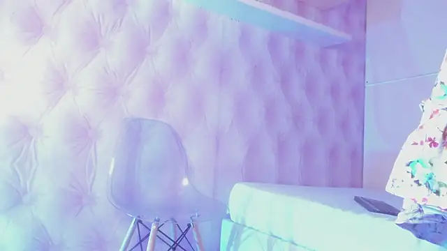 Hilary-banks online show from 03.12.25