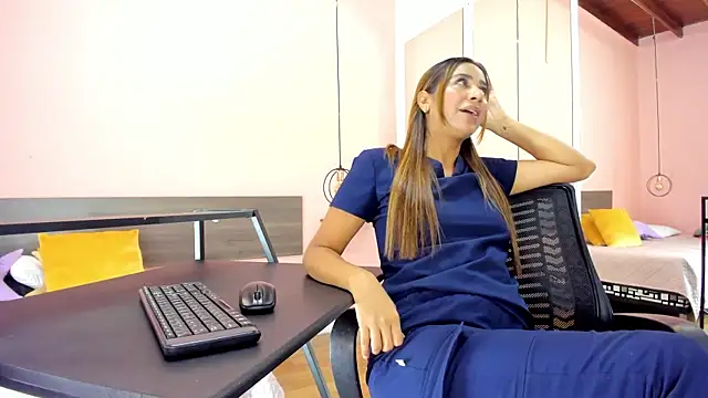Snapshot of Alana_Suares1 chatting on 01.05.26 Alana Suares1 online show from 01.05.26