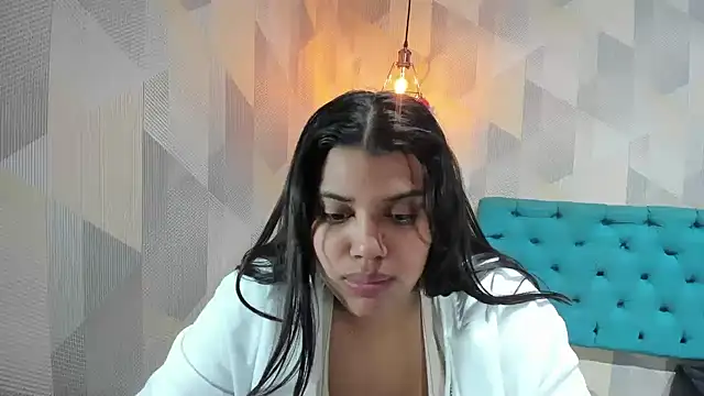 Snapshot of LindaBreeS chatting on 06.07.26 LindaBreeS online show from 06.07.26