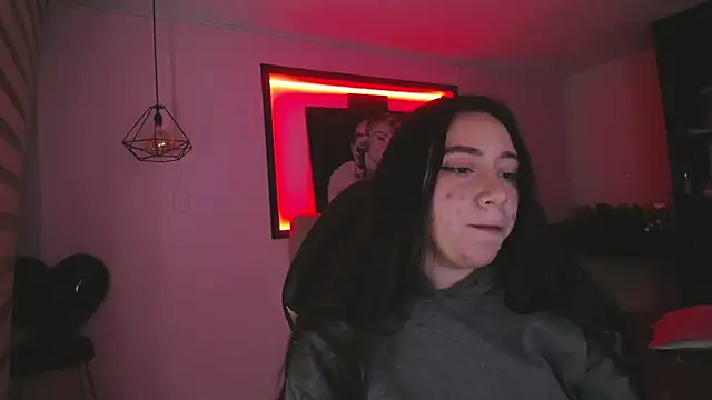 Andrea Ramos online show from 12.21.24