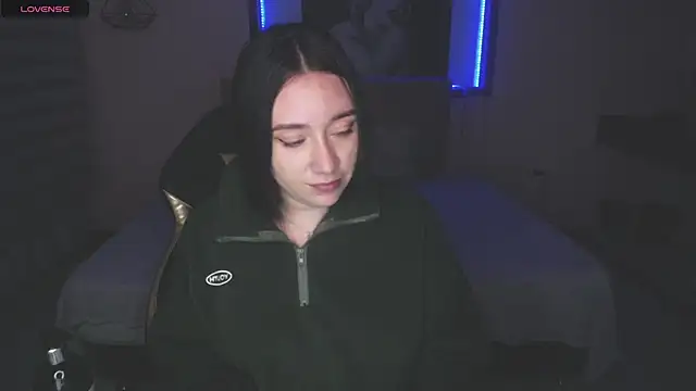 Andrea Ramos online show from 01.05.26