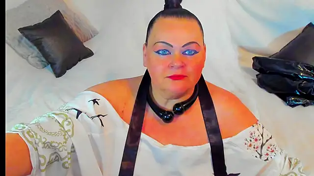 Snapshot of MilanaBiegert chatting on 01.02.25 MilanaBiegert online show from 01.02.25