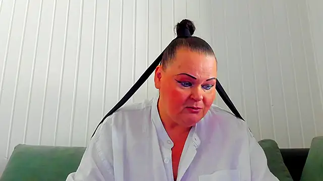 MilanaBiegert online show from 03.16.26