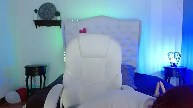 elena detroya online show from 02.13.25