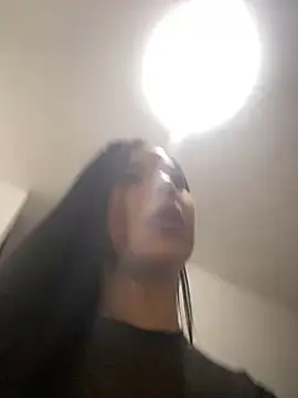 Nikothyna online show from 12.14.24