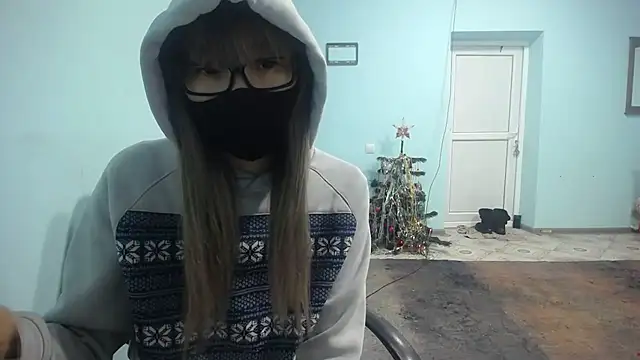 elllaaxx online show from 12.15.24