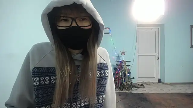 elllaaxx online show from 12.23.24