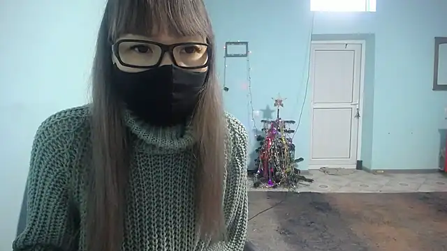 elllaaxx online show from 01.04.25