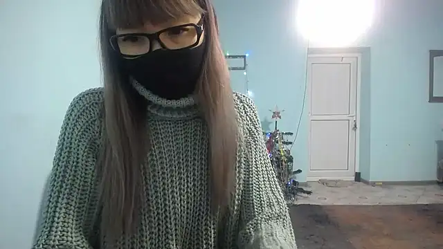 elllaaxx online show from 01.05.25