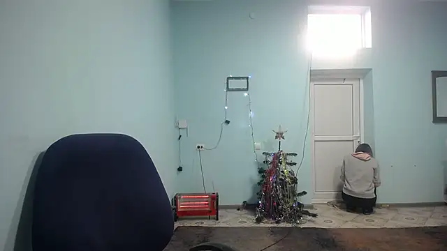 elllaaxx online show from 01.14.25